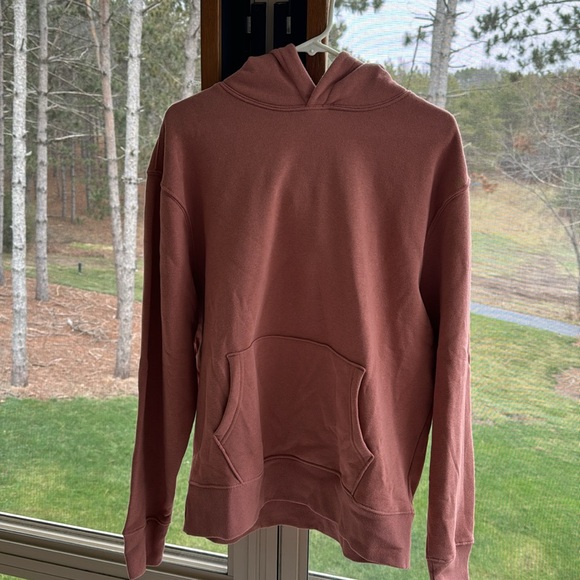 Old Navy Men’s Hoodie - Picture 4 of 4